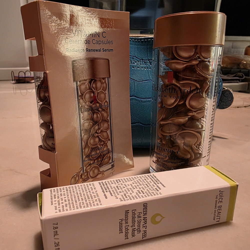 Elizabeth Arden Vitamin C Ceramide Capsules 60 + Extras